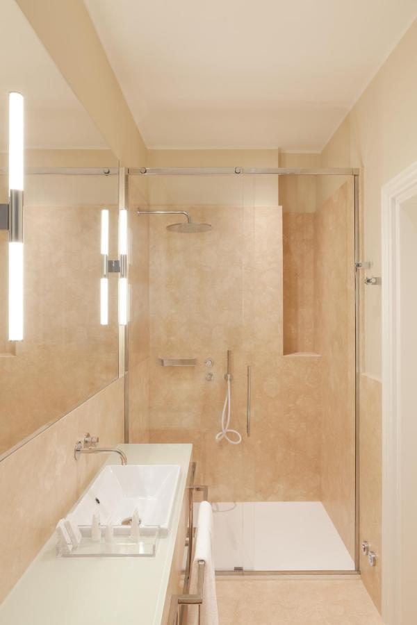 Amabilia Suites ميلان المظهر الخارجي الصورة
