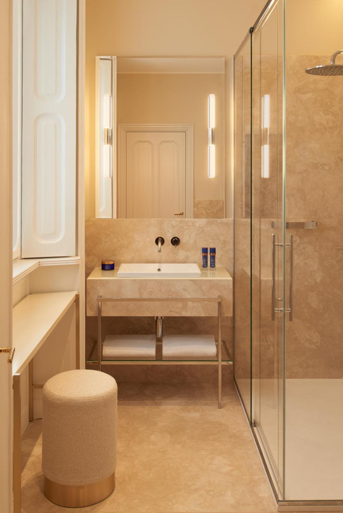 Amabilia Suites ميلان المظهر الخارجي الصورة